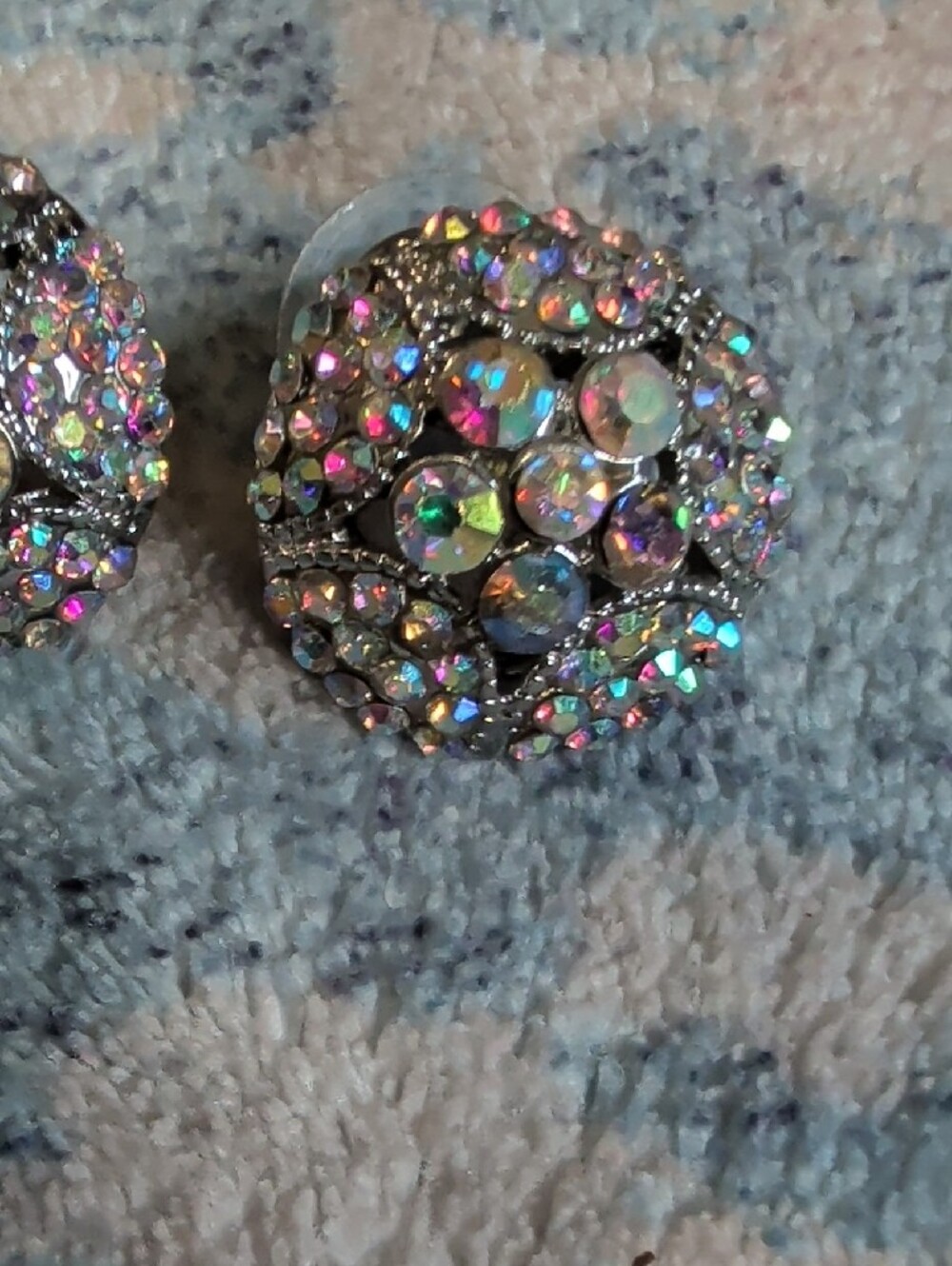 VTG Aurora Crystal Dome Stud Earrings - Iridescent Sparkle MCM Costume Jewelry - Picture 3 of 7